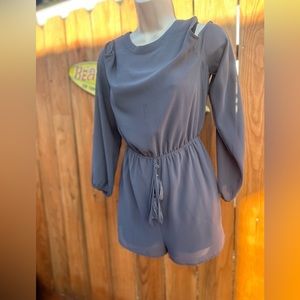 Cute Ooh La La Long Sleeve Romper Size Small